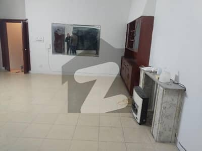 Executive 2-Bed Upper Portion In F-8 | Ideal For Professionals