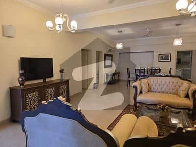 ڈپلومیٹک انکلیو اسلام آباد میں 2 کمروں کا 9 مرلہ فلیٹ 7.6 کروڑ میں برائے فروخت۔