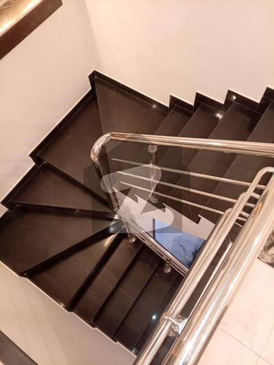 PHASE-6 , USED 10-MARLA BUNGALOW FOR RENT