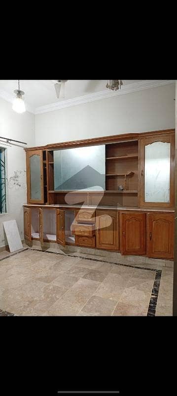 ایف ۔ 11 اسلام آباد میں 5 کمروں کا 1 کنال مکان 21.0 کروڑ میں برائے فروخت۔