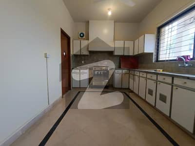 ڈی ایچ اے فیز 1 ڈیفنس (ڈی ایچ اے),لاہور میں 3 کمروں کا 1 کنال بالائی پورشن 85.0 ہزار میں کرایہ پر دستیاب ہے۔