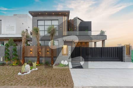 LUXURY 1 KANAL MODERN HOUSE - (Prime Location Smart Home Features Premium Finishes)