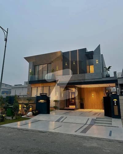 ڈی ایچ اے فیز 6 - بلاک بی فیز 6,ڈیفنس (ڈی ایچ اے),لاہور میں 5 کمروں کا 1 کنال مکان 12.5 کروڑ میں برائے فروخت۔