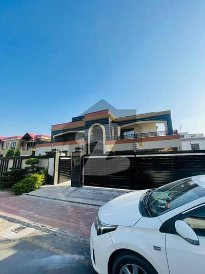 2 Kanal Slightly Used House For Sale in Sector C GulBahar Block Bahria Town Lahore