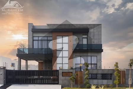 100% ORIGINAL ADD 1 KANAL TOP OF THE LINE ULTRA MODERN HOUSE FOR SALE IN DHA PHASE 7 NEAR TO MCDONALDS.