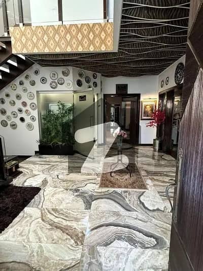 ڈی ایچ اے فیز 6 - بلاک سی فیز 6,ڈیفنس (ڈی ایچ اے),لاہور میں 5 کمروں کا 1 کنال مکان 9.0 کروڑ میں برائے فروخت۔