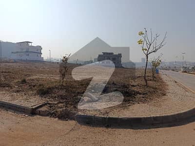 10 Marla Corner + Park Face Plot