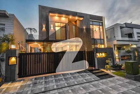 ڈی ایچ اے فیز 6 ڈیفنس (ڈی ایچ اے),لاہور میں 5 کمروں کا 1 کنال مکان 3.0 لاکھ میں کرایہ پر دستیاب ہے۔