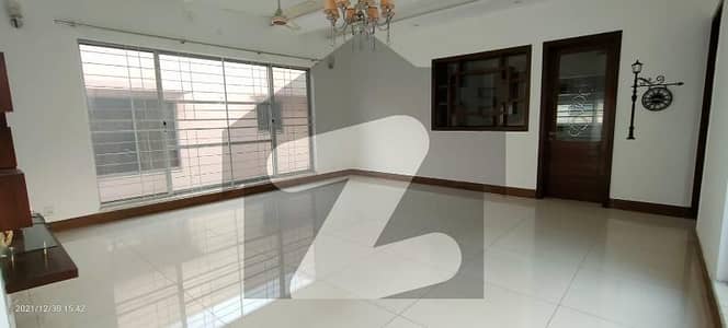 20 Marla Upper Portion Available For Rent in DHA Phase 4 Block AA Lahore