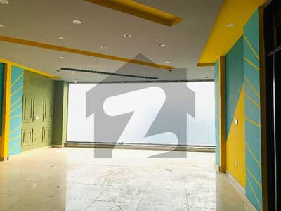 ڈی ایچ اے فیز 1 ڈیفنس (ڈی ایچ اے),لاہور میں 4 مرلہ دفتر 70.0 ہزار میں کرایہ پر دستیاب ہے۔