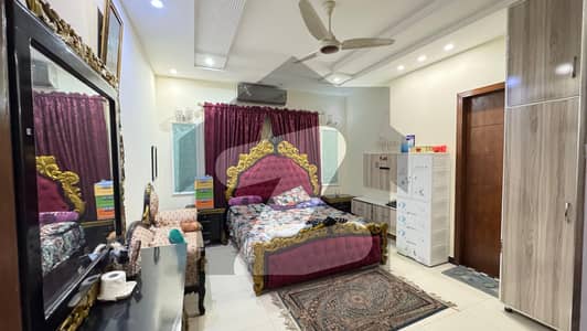 10 MARLA VIP | OWNER BUILT HOUSE | GAS AVAILABLE FOR SALE IN SUKH CHAYN GARDEN LAHORE