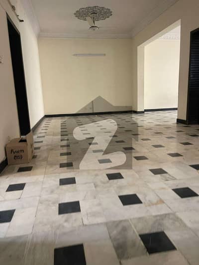 I-8/4 40x80 Upper Portion Available For Rent Ideal Location For More Options Available