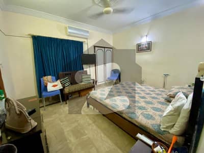 GROUND PLUS 2, 525 SQ. YARD HOUSE FOR SALE IN GULSHAN BLOCK 6 NEAR BY SHAH FAISAL MASJID