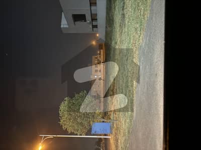 10 Marla Plot For Sale At 60' Road Iris Block