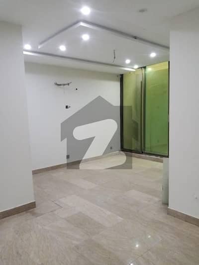 ڈی ایچ اے 11 رہبر فیز 1 ڈی ایچ اے 11 رہبر,لاہور میں 4 کمروں کا 10 مرلہ مکان 1.7 لاکھ میں کرایہ پر دستیاب ہے۔