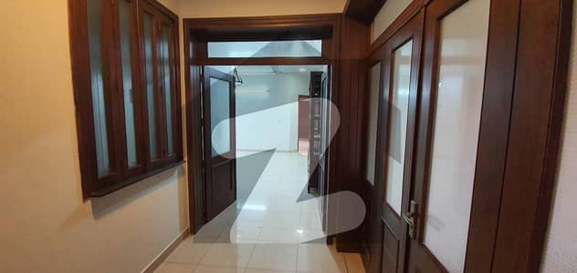 14 Marla Upper Portion Available For Rent