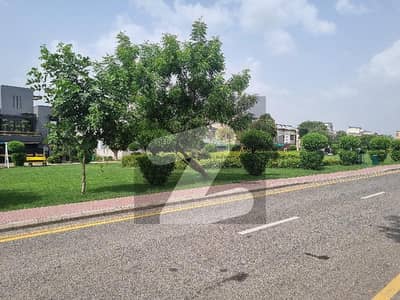 FACING PARK_10 MARLA PLOT FOR SALE IN GHOURI BLOCK