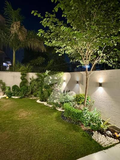 لیک سٹی میڈوز لاہور میں 5 کمروں کا 1 کنال مکان 8.7 کروڑ میں برائے فروخت۔