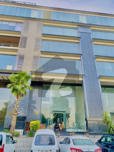 ڈیفینس رایا ڈی ایچ اے ڈیفینس,لاہور میں 8 مرلہ دفتر 1.9 لاکھ میں کرایہ پر دستیاب ہے۔