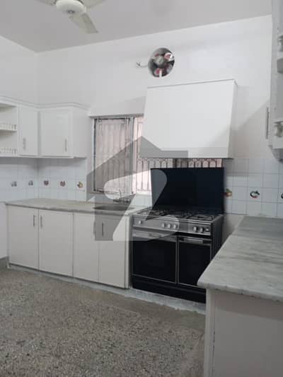 جی ۔ 10/3 جی ۔ 10,اسلام آباد میں 6 کمروں کا 1 کنال مکان 16.0 کروڑ میں برائے فروخت۔