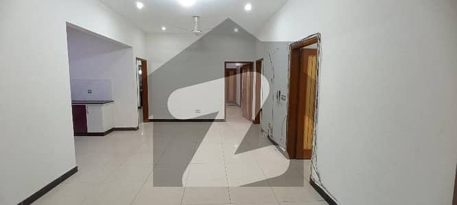 SILENT COMMERCIAL GROUND FLOOR PORTION AVAILABLE FOR RENT SILENT COMMERCIAL GROUND FLOOR PORTION AVAILABLE FOR RENT