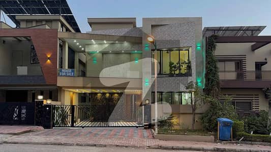 بحریہ گرینز۔ اوورسیز انکلیو - سیکٹر 5 بحریہ گرینز۔ اوورسیز انکلیو,بحریہ ٹاؤن فیز 8,بحریہ ٹاؤن راولپنڈی,راولپنڈی میں 5 کمروں کا 10 مرلہ مکان 5.6 کروڑ میں برائے فروخت۔