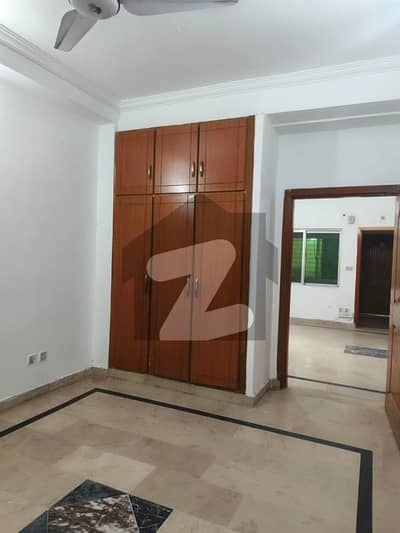 5 Beds Full Double Storey House Reasonable Rent