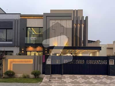 10 Marla Modern Most Beautiful House