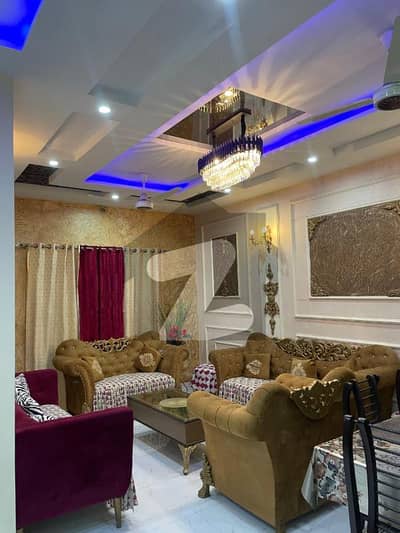 الحفیظ گارڈن - فیز 2 مین کینال بینک روڈ,لاہور میں 4 کمروں کا 5 مرلہ مکان 2.1 کروڑ میں برائے فروخت۔