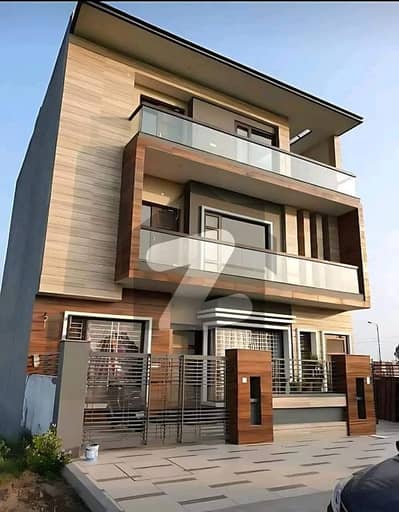 Get In Touch Now To Buy A Prime Location 140 Square Yards House In Dhoraji Colony