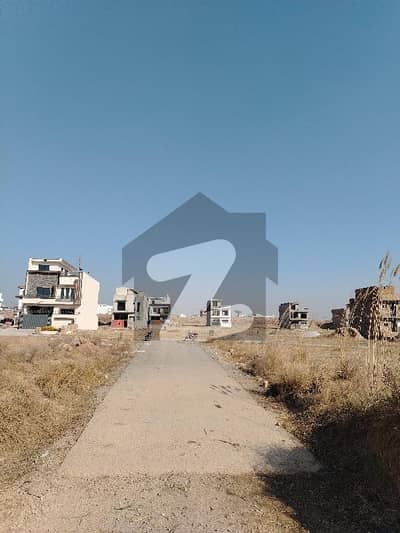 35*70 F-14 F-15 Sector Islamabad Plots Urgent Required