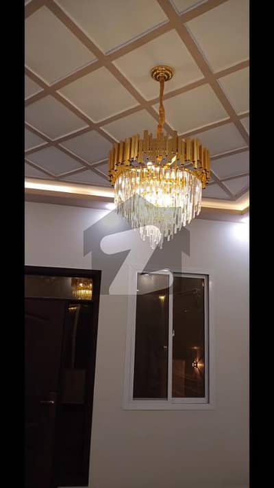 نیا ناظم آباد کراچی میں 4 کمروں کا 1 مرلہ مکان 3.95 کروڑ میں برائے فروخت۔