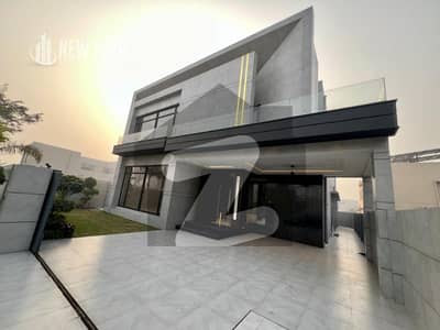 CANADIAN DESIGN 70 FT ROAD BuNGaLOW CANADIAN DESIGN 70 FT ROAD BuNGaLOW