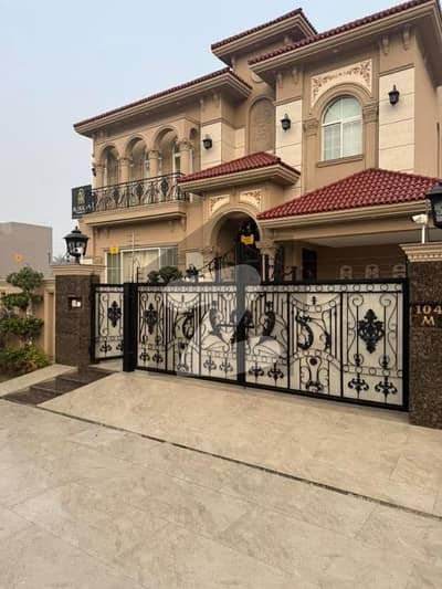 1 kanal Brand New House phase 5 fully furnished for sale in DHA Lahore. original pics Original price