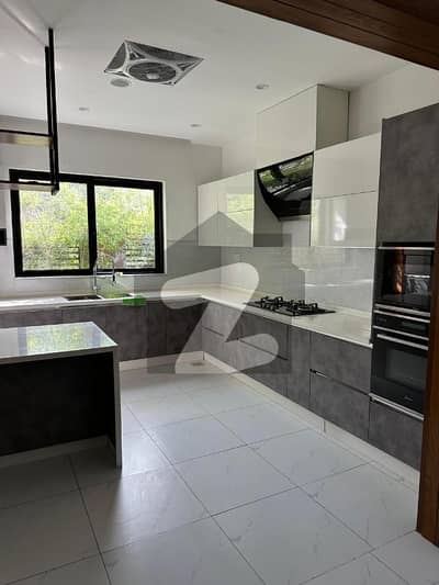 ایف ۔ 6 اسلام آباد میں 5 کمروں کا 1 کنال مکان 8.5 لاکھ میں کرایہ پر دستیاب ہے۔