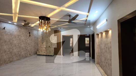 سوان گارڈن ۔ بلاک ایچ سوان گارڈن,اسلام آباد میں 5 کمروں کا 10 مرلہ مکان 1.2 لاکھ میں کرایہ پر دستیاب ہے۔