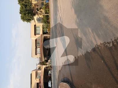 بحریہ ٹاؤن فیز 8 ۔ ابو بکر بلاک بحریہ ٹاؤن فیز 8 ۔ سفاری ویلی,بحریہ ٹاؤن فیز 8,بحریہ ٹاؤن راولپنڈی,راولپنڈی میں 5 کمروں کا 7 مرلہ مکان 2.4 کروڑ میں برائے فروخت۔