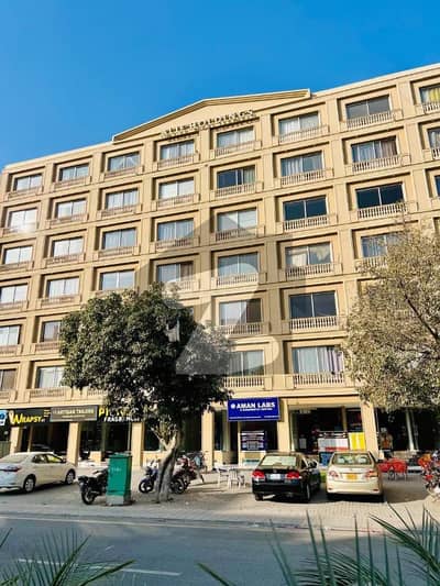 900 Square Feet Flat In Bahria Town For Rent At Good Location