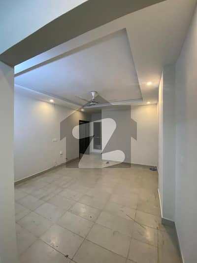 2 Bed DD Unfurnished Apartment Available For Rent In F-11 Markaz