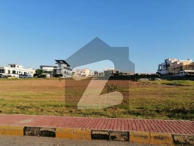 بحریہ ٹاؤن فیز 8 بحریہ ٹاؤن راولپنڈی,راولپنڈی میں 10 مرلہ رہائشی پلاٹ 75.0 لاکھ میں برائے فروخت۔