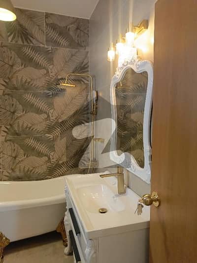 f11 independent house