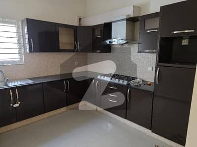 CLIFTON 3 BEDROOMS FIRST FLOOR APARTMENT