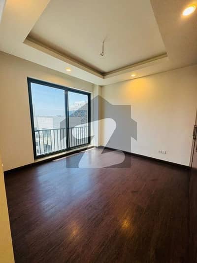 ایٹین کشمیر ہائی وے,اسلام آباد میں 10 مرلہ مکان 6.15 کروڑ میں برائے فروخت۔