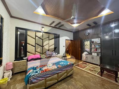 1 Kanal Beautiful House For Rent Near College Road and Wapda Town