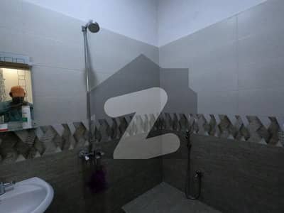 گلستانِِ جوہر ۔ بلاک 17 گلستانِ جوہر,کراچی میں 4 کمروں کا 8 مرلہ مکان 3.8 کروڑ میں برائے فروخت۔