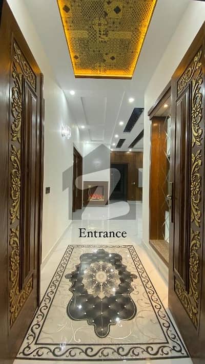 10 Marla Brand New House For Sale