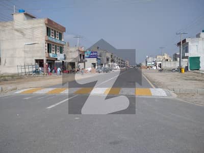 سینٹرل پارک ۔ بلاک اے سینٹرل پارک ہاؤسنگ سکیم,لاہور میں 8 مرلہ کمرشل پلاٹ 4.3 کروڑ میں برائے فروخت۔