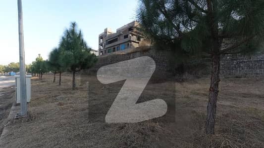 ڈی ایچ اے ڈیفینس فیز 3 ڈی ایچ اے ڈیفینس,اسلام آباد میں 5 مرلہ کمرشل پلاٹ 4.95 کروڑ میں برائے فروخت۔