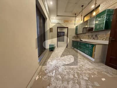 3 MARLA LUXURY FLAT FOR RENT