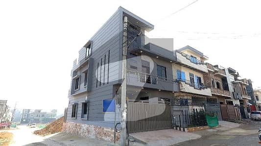 Corner 5 Marla House In I-11/2 Is Available